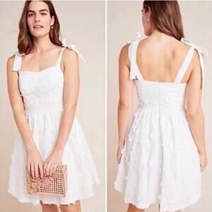 NEW Anthropologie Gal Meets Glam White Floral Mini Dress